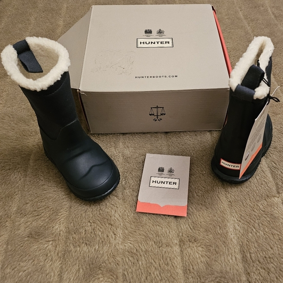NEW box Hunter kids Original Sherpa Boots size 7 girls - Picture 3 of 12